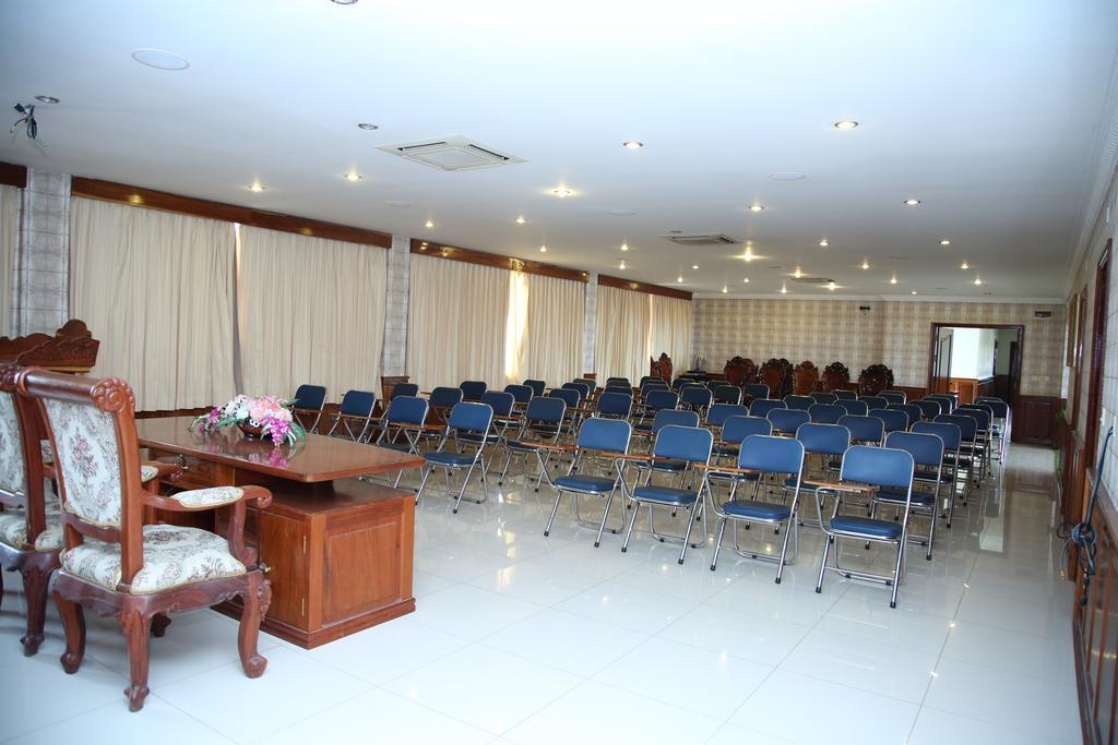 Holiday Hotel Μπατταμπάνγκ Εξωτερικό φωτογραφία