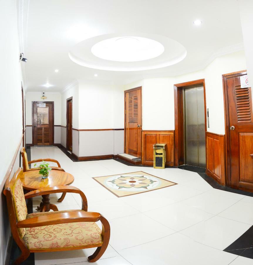 Holiday Hotel Μπατταμπάνγκ Εξωτερικό φωτογραφία