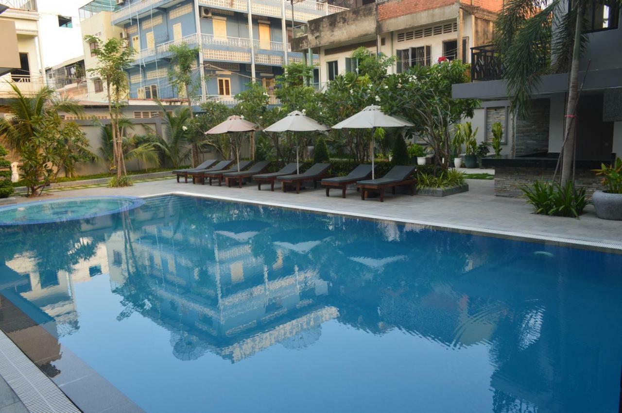 Holiday Hotel Μπατταμπάνγκ Εξωτερικό φωτογραφία